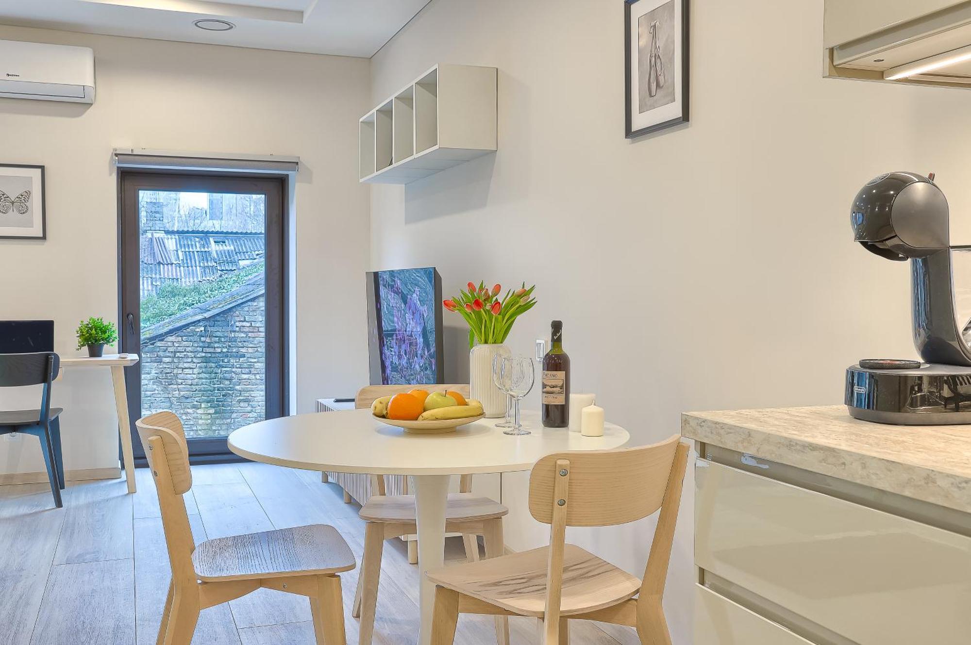 וילנה Business-Class Apartments 2 X Free Parking X Self Check In 24X7 מראה חיצוני תמונה